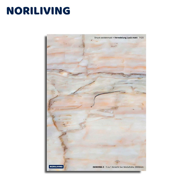 Seidenmatte Druckplatte mit matter Lackveredelung von NORILIVING Detailansicht einer seidenmatten Druckplatte mit matter Lackveredelung von NORILIVING, dekoratives Erscheinungsbild