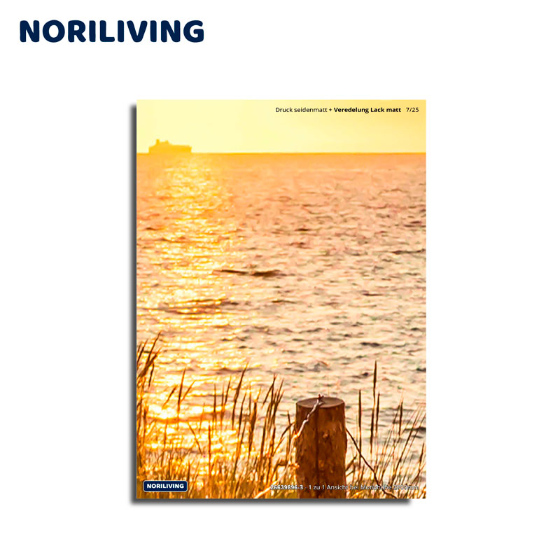 Wandbild Sonnenuntergang am Meer - Seidenmatter Druck mit Lack Matt Veredelung Schönes Wandbild mit einem Sonnenuntergang über dem Meer, gedruckt in seidenmatter Qualität mit matter Lackveredelung.