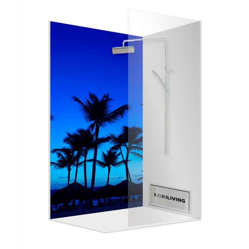 Duschrückwand mit tropischem Palmenmotiv Moderne Duschrückwand mit blauem Palmenmotiv und Duschkopf